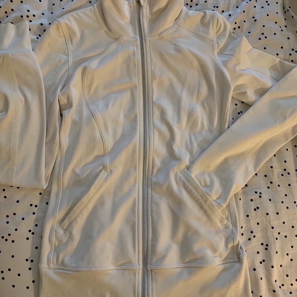 White fitted lululemon jacket